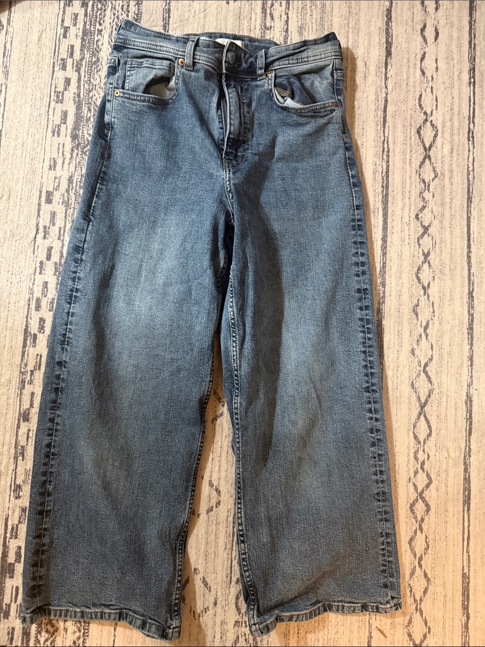 H&M Women's Cropped Wide-Leg Jeans in Blue Denim